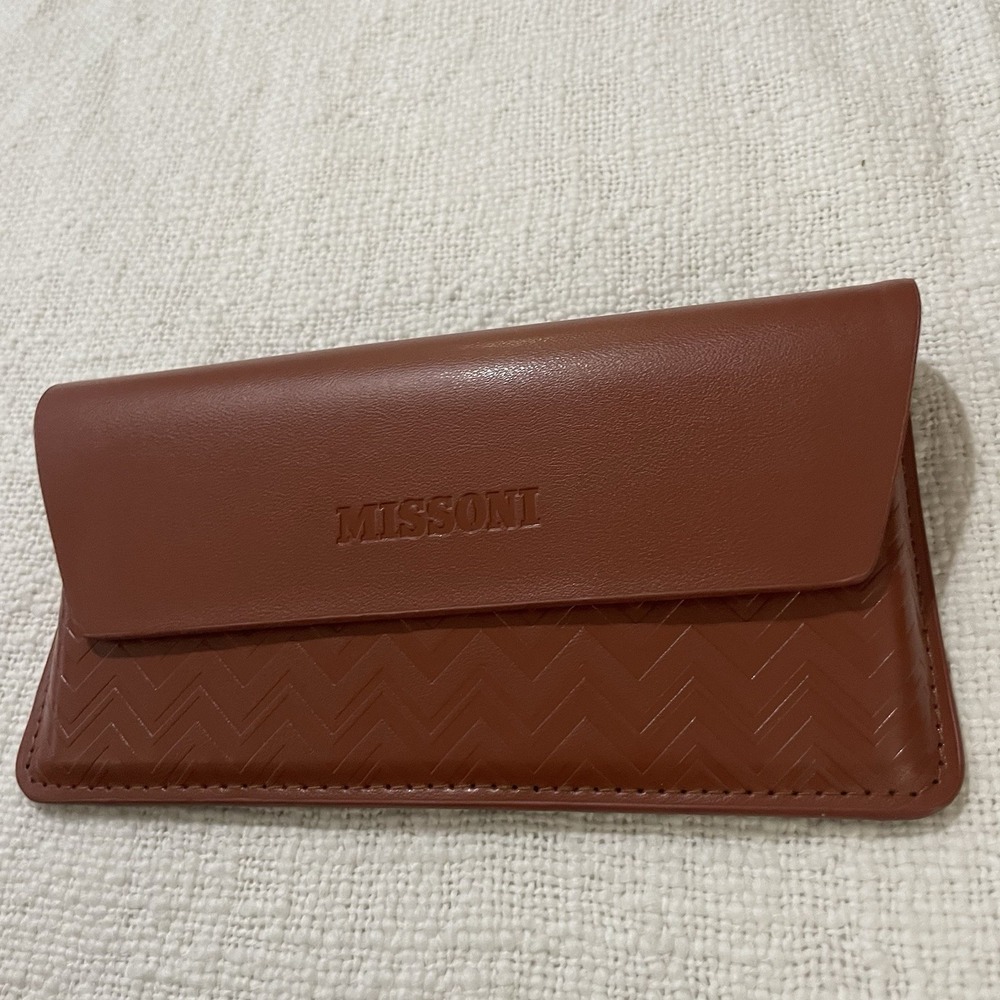 MISSONI TAN LEATHER SUNGLASSES CASE FELT LINED‎ MAGNETIC CLOSE NEW Quality